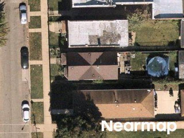 House for sale in Chicago