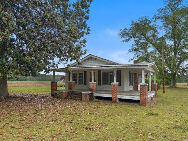 House for sale in Lake City, South Carolina