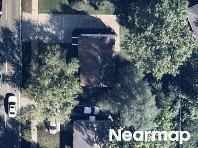 House for sale in Waukegan, Illinois