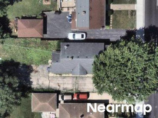 House for sale in Waukegan, Lake County