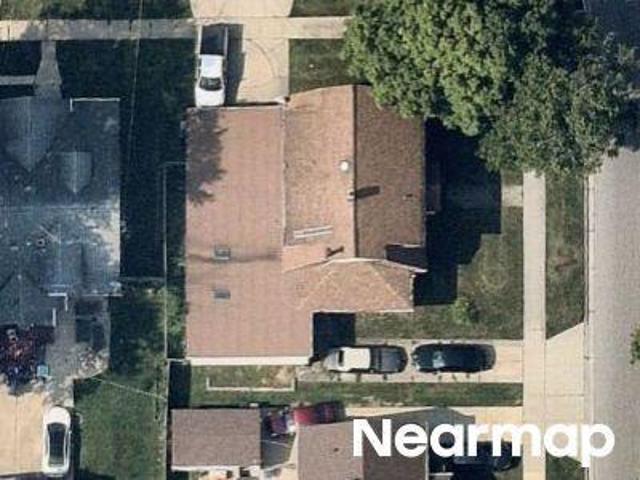 House for sale in Elgin