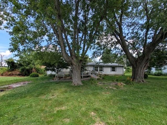 House for sale in Eagarville, Illinois