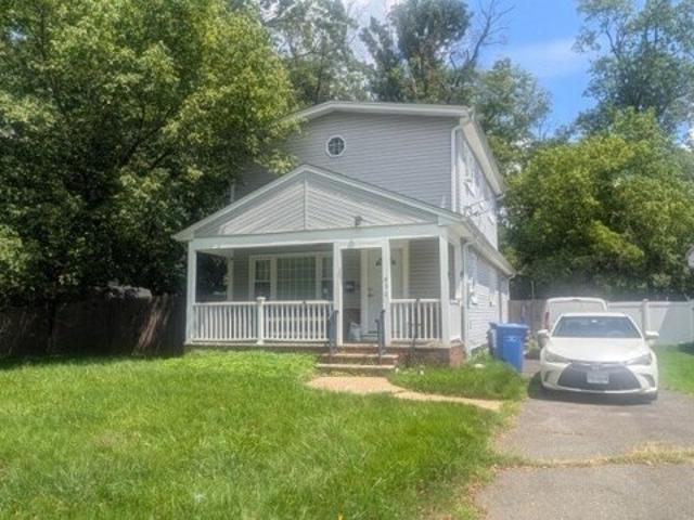 House for sale in Middlesex, New Jersey