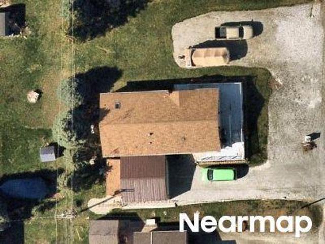 House for sale in Syracuse, Indiana