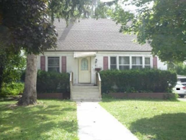 House for sale in Hillside, Illinois