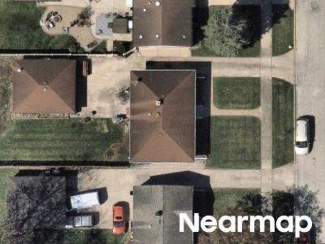 House for sale in Berkeley, Illinois