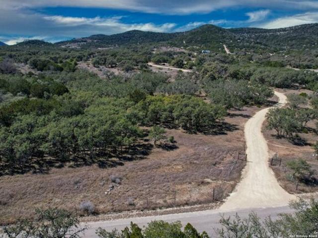 Land for sale in Utopia, Texas
