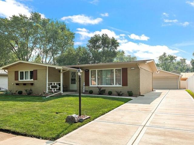 House for sale in Glenwood