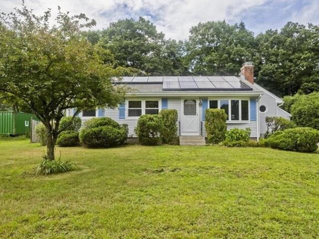 House for sale in Hampden, Massachusetts