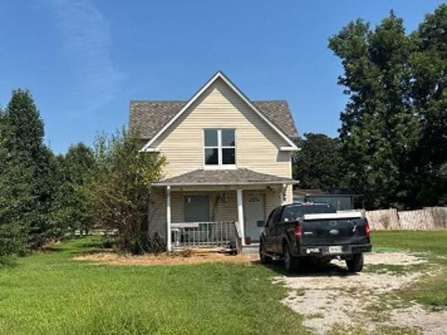 House for sale in Cardwell, Missouri