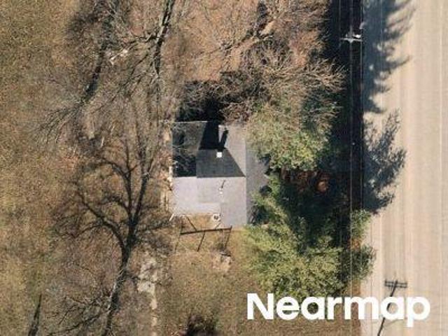 House for sale in Lenzburg, Illinois
