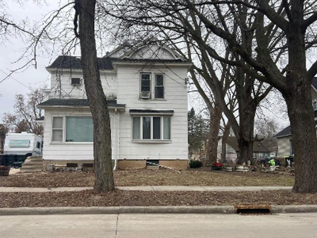 House for sale in Lake Mills, Jefferson County
