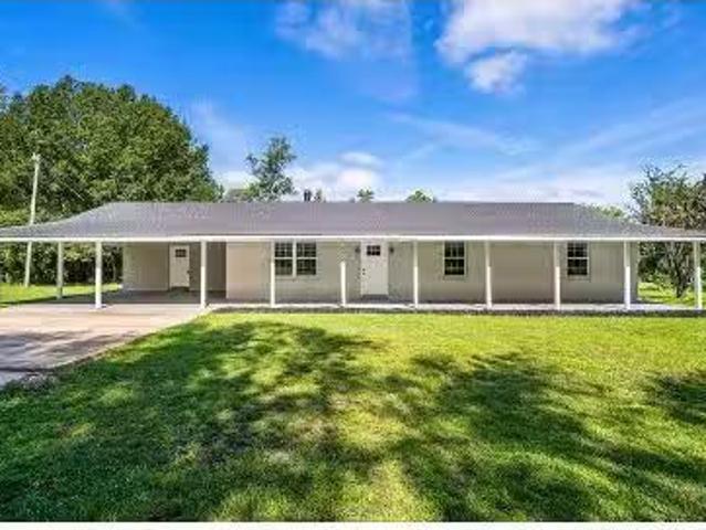 House for sale in Pineville