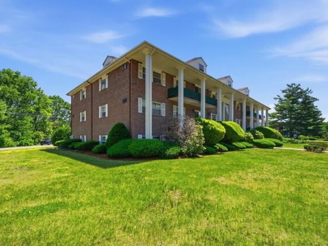 Condo for sale in Shawsheen Village, Andover