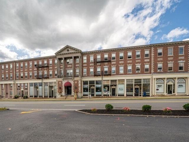 Condo for sale in Andover, Massachusetts