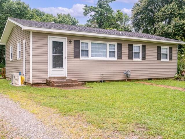 House for sale in Loretto
