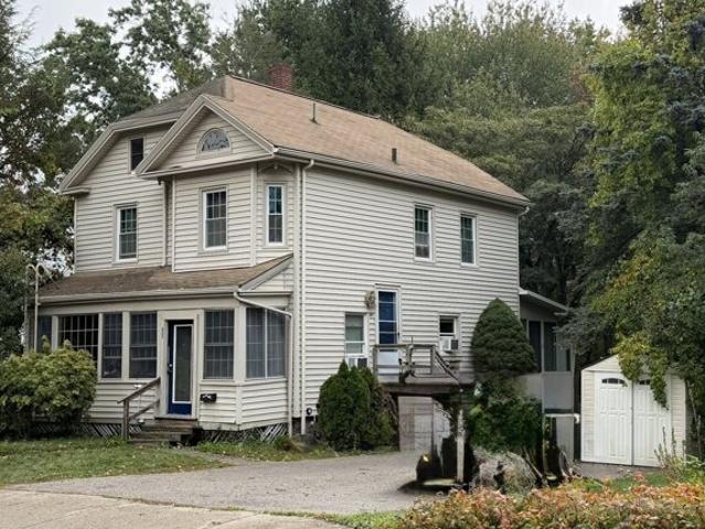 House for sale in Mansfield, Bristol County