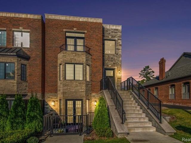 Condo for sale in Rochester, Michigan