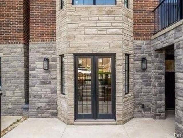 Condo for sale in Rochester
