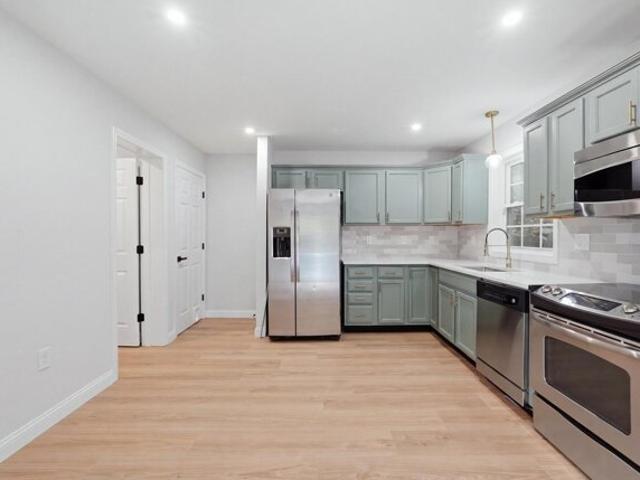 Condo for sale in Orange Center Historic District, Orange