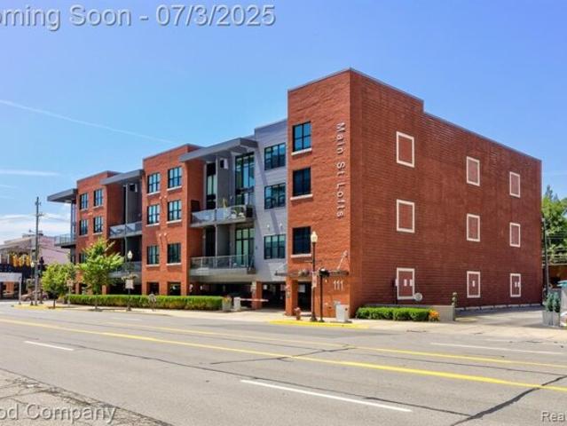 Condo for sale in Royal Oak