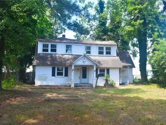 House for sale in Hampton House for sale in Hampton