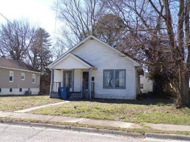House for sale in Benton