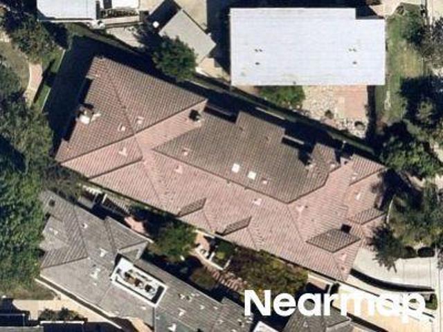 Condo for sale in Pasadena, California