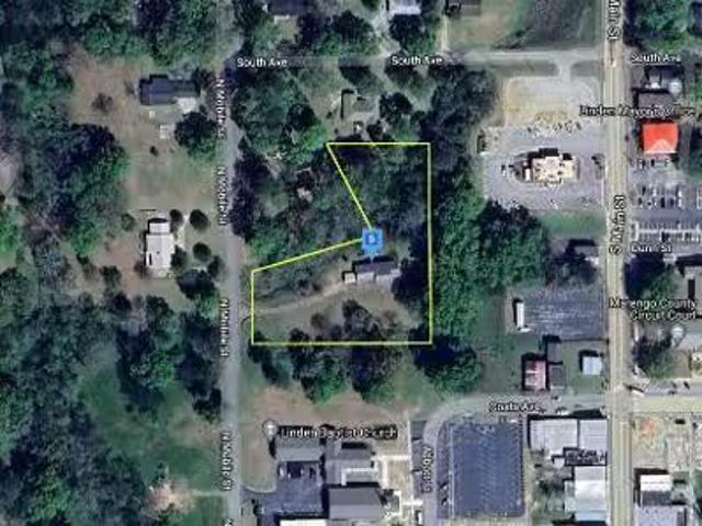 House for sale in Selma