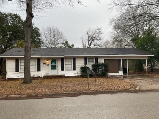 House for sale in Gilchrist, Texas