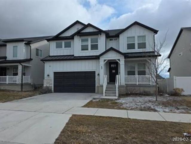House for sale in Saratoga Springs, Utah