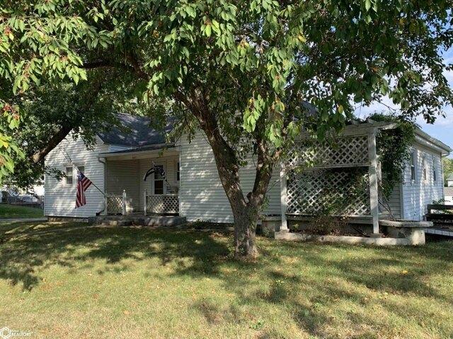 House for sale in Creston, Iowa