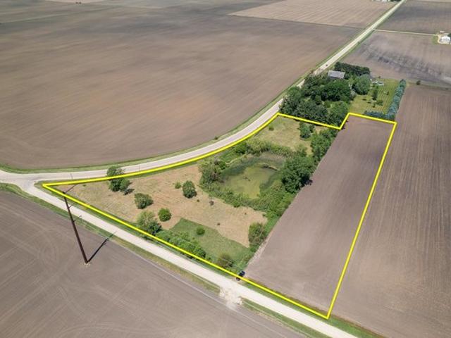 Farm for sale in Monroe Center, Illinois