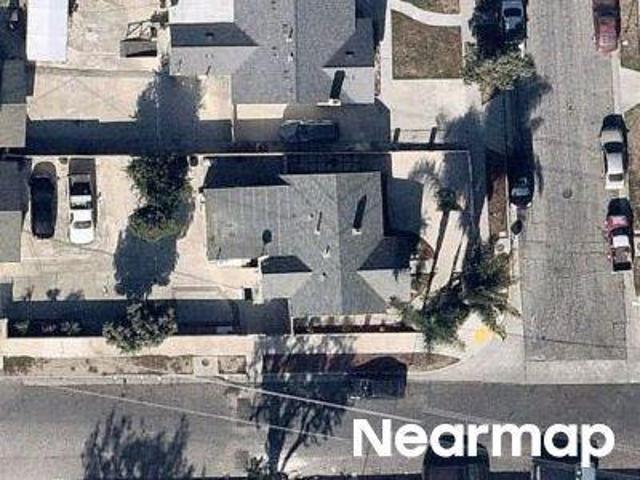 House for sale in Compton