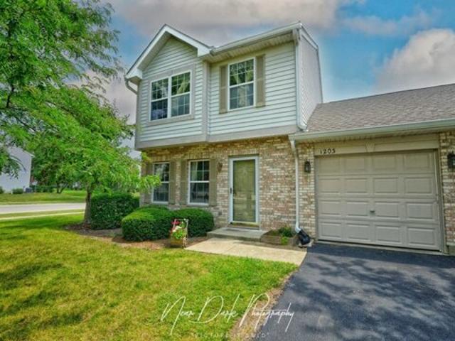 Condo for sale in Round Lake
