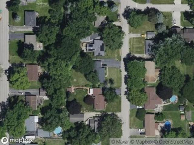 House for sale in Mchenry, Illinois