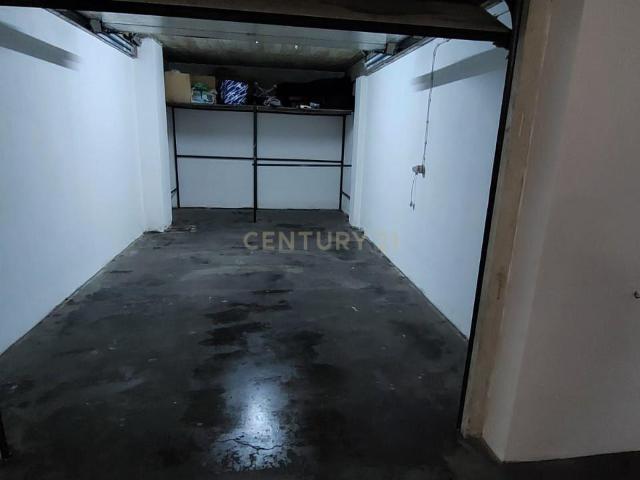 Garagem venda em Carvoeiro, Faro