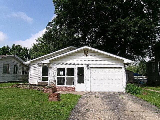 House for sale in Fulton, Illinois