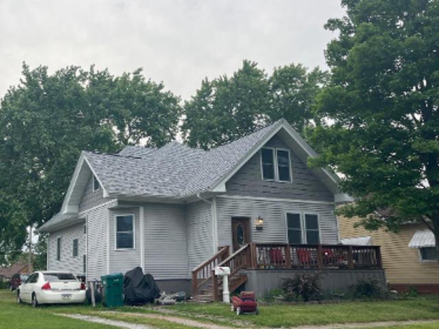 House for sale in Douglas, Illinois