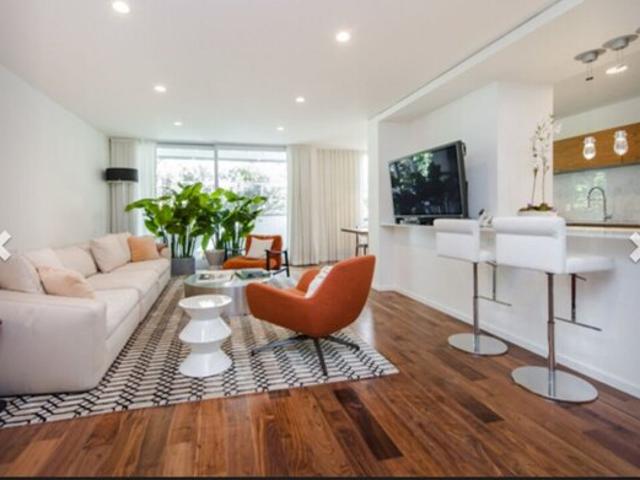 Condo for sale in Beverly Hills, California