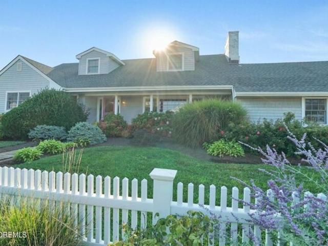 House for sale in Mantoloking, New Jersey