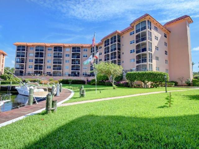 Condo for sale in Boca Raton, Florida