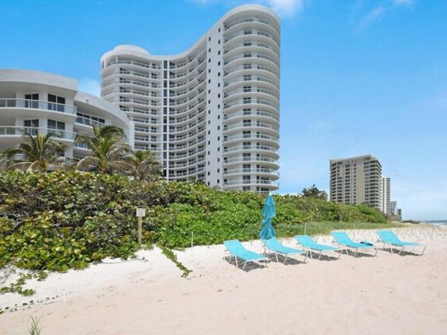 Condo for sale in Riviera Beach