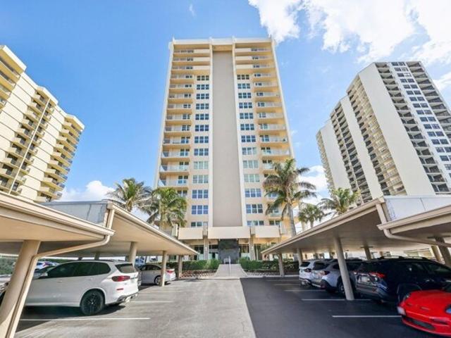 Condo for sale in Riviera Beach