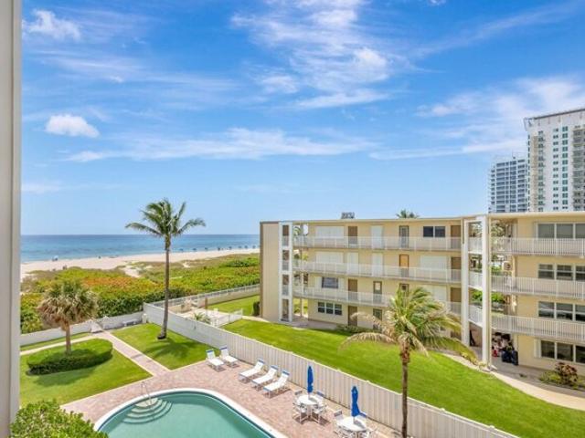 Condo for sale in Riviera Beach