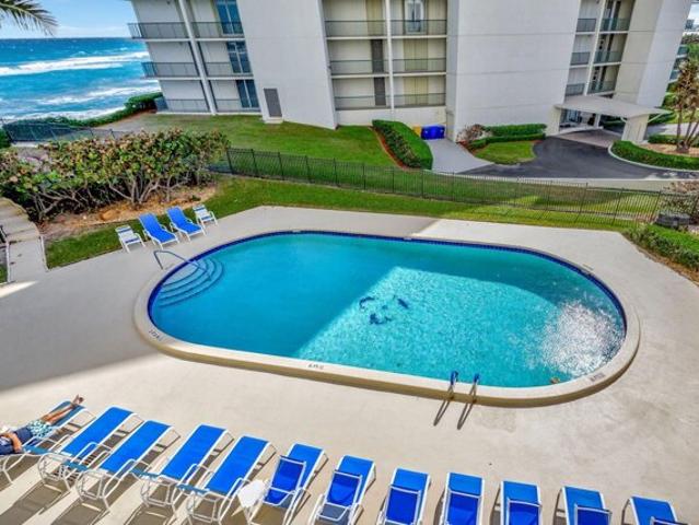 Condo for sale in Riviera Beach