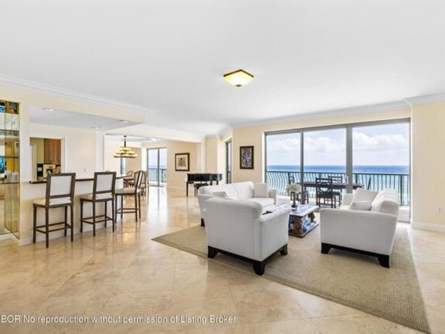 Condo for sale in Riviera Beach