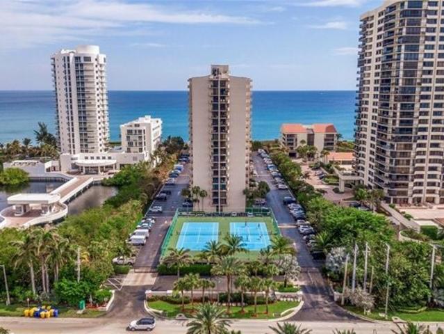 Condo for sale in Riviera Beach Condo for sale in Riviera Beach