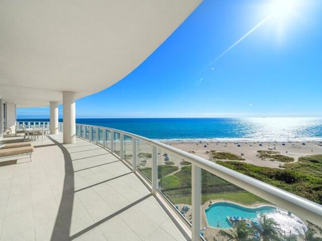 Condo for sale in Riviera Beach