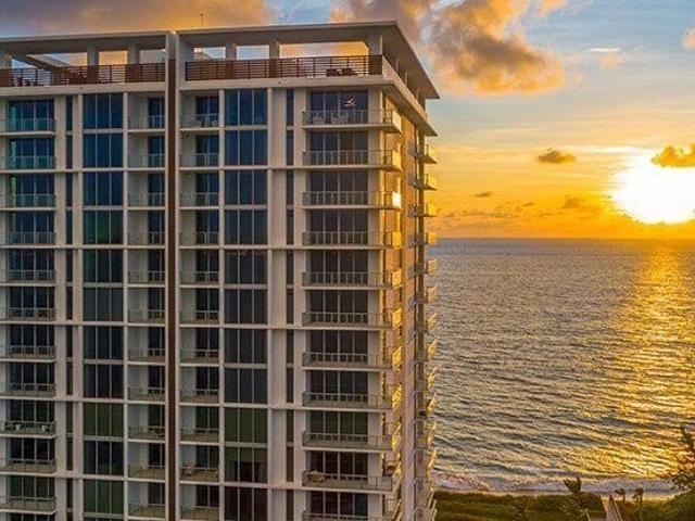 Condo for sale in Riviera Beach